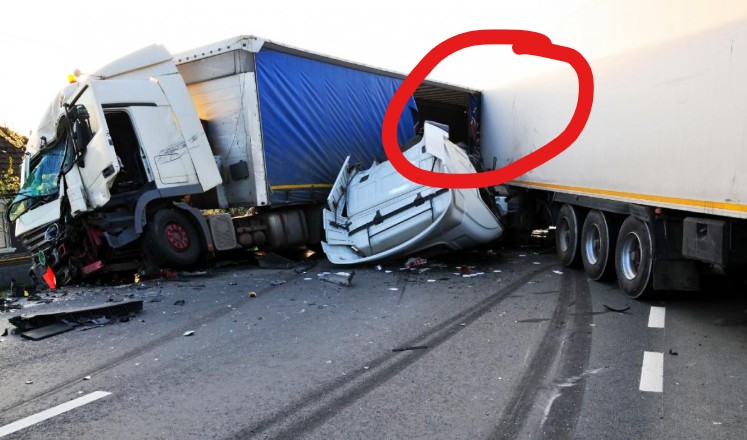 Truck Crash Lawyer